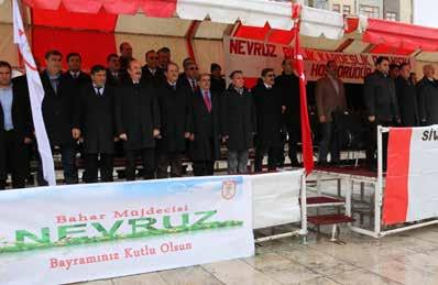 Sivas ta Nevruz kutlamaları soğuk ve hafif kar yağışı altında Atatürk Kongre ve Etnografya Müzesi