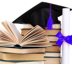 Yüksek Lisans Fakültemiz öğretim üyeleri tarafından yürütülen 2 adet yüksek lisans programı bulunmaktadır: 2013 yılında Balıkesir Üniversitesi ile ortak yüksek lisans programı yürütülmeye