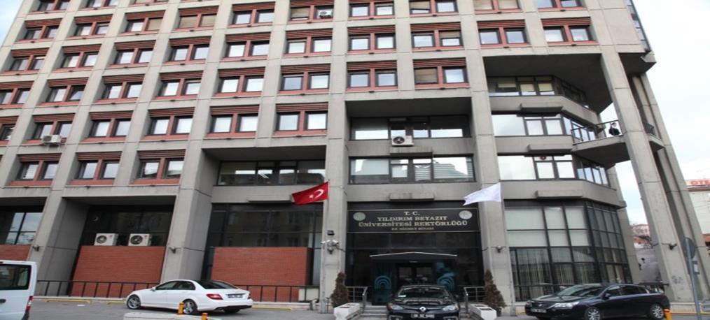 nolu parsel üzerindeki bina 1 bodrum, 1 zemin, 4 normal kattan oluşmakta olup 1.088 m² kapalı alana sahip olup bu iki binanın toplam kapalı alanı 3485 m² dir.