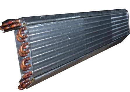 53 3.4.1.4. Evaporatör Sistemde kullanılan evaporatörün iki kanat arası mesafesi (hatve aralığı) 1.81mm olup, evaporatör boyutları 85x12.5x11 cm dir.
