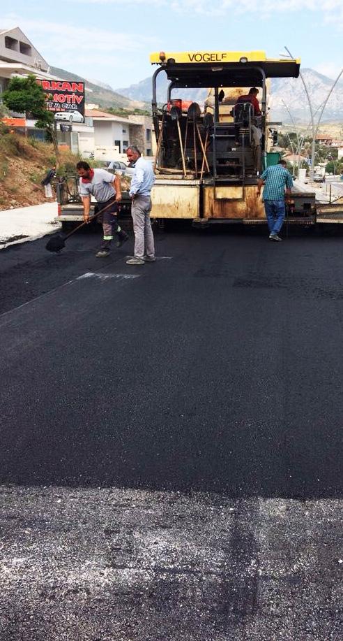 YA HABER 2 Büyükşehir den Datça Yoarına 9 Miyon TL ik Yatırım Muğa Büyükşehir Beediyesi Datça İçesi Kazım Yımaz Caddesi ne 9 Miyon 246 Bin TL yatırıma yeni bir çehre kazandırdı Can CANBEY Büyükşehir