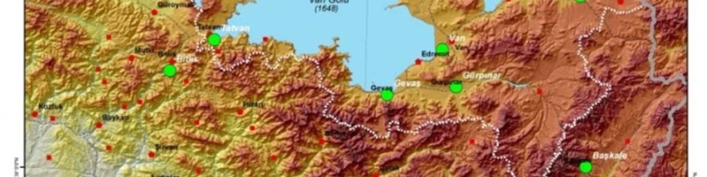 Şekil 1: Van Gölü Havzası, Araştırma Alanında Yer Alan Meteoroloji İstasyonları VERİ ve YÖNTEM Bu çalışmada Van Gölü havzasında yer alan Ahlat, Erciş, Gevaş, Gürpınar, Muradiye, Özalp, Tatvan ve Van