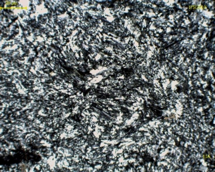 anhidrit kristali tespit edilemediğinden dolayı gözlemlenen bu yönlenmenin akıntıya dik önde geliģmiģ olan imbrikasyon
