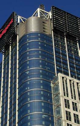 57 3.1.4. Condé Nast Binası nın sürdürülebilir tasarım ölçütleri kapsamında incelenmesi 48 katlı 338 m yükseklikteki Condé Nast Binası nın inşası 1999 yılında tamamlanmıştır. (Resim 3.5).