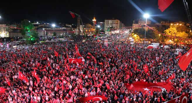 Türkiye de ilk darbe karşıtı beyan bildiren Odamız, o gece 7 bin üyeye mesaj göndererek, milli iradenin yanında olduğumuzu, darbeye protesto