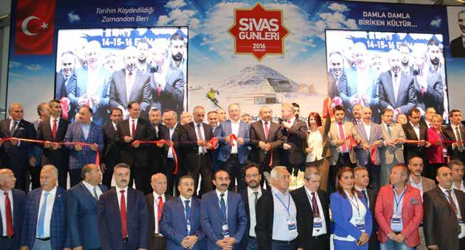 İSTANBUL DA SİVAS RÜZGARI ESTİ İstanbul da 7 inci Geleneksel Sivas Günleri programı düzenledi.
