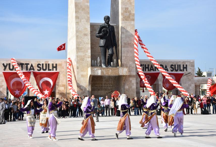 Garnizon Komutanı bayramını halkına Çetin Gülseven, kutlaması ile teşekkür etti başladı, Belediye Başkanı ve