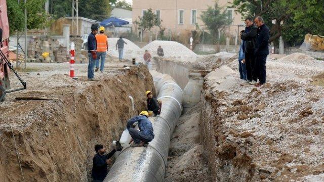 Su Yapıları Sistemleri Akdeniz'e dökülen bir nehir olan Göksü nehrinin sularının Bağbaşı, Bozkır ve Afşar barajlarında