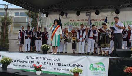 Festivalul Internaţional Rodul Pământului - Zilele Recoltei la Cumpăna este un eveniment dedicat cinstirii pământului şi a gospodărilor, gastronomiei româneşti şi internaţionale, bogăţiei etnografice