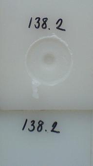 M. K. BİLİCİ, A. İ. YÜKLER, M. KURTULMUŞ Deneysel Çalışmalar Bu çalışmada 4 mm kalınlıkta yüksek yoğunluklu polietilen (YYPE) levhalar kullanılmıştır.