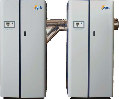 VARMAX TWIN Premix Brülörlü Paslanmaz Çelik Yoğuşmalı Gaz Yakıtlı Kazan STANDART DONANIM Varmax Twin 2 adet aynı kapasite kazandan oluşur Dahili kontrol özellikleri: - Her kazan ait 1 adet Navistem