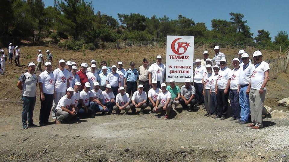 Belediye Başkanımız Sayın Emin Ersoy Geçtiğimiz yıl FETÖ tarafından gerçekleştirilen başarısız darbe girişimi sonucu 249 vatandaşımız şehit olmuş idi.