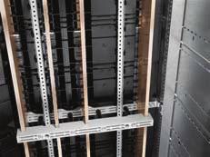 430 Dağıtım baraları Yük ayırıcı bölüm için Yük ayırıcılara monte etmek için Maxi-PLS ve Flat- PLS ana bara sistemlerine uygun dağıtım barası