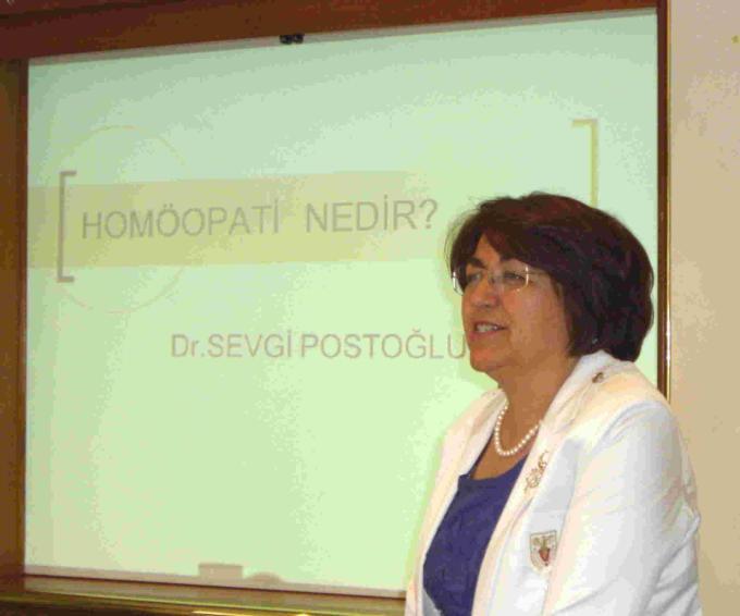 Dr. Sevgi Postoğlu ÖzgeçmiĢi: Hacettepe Tıp Fakültesi nden 1978 yılında mezun olduktan sonra aynı üniversitede İç Hastalıkları uzmanlık eğitimini tamamlayarak, konsültan olarak yine aynı üniversitede
