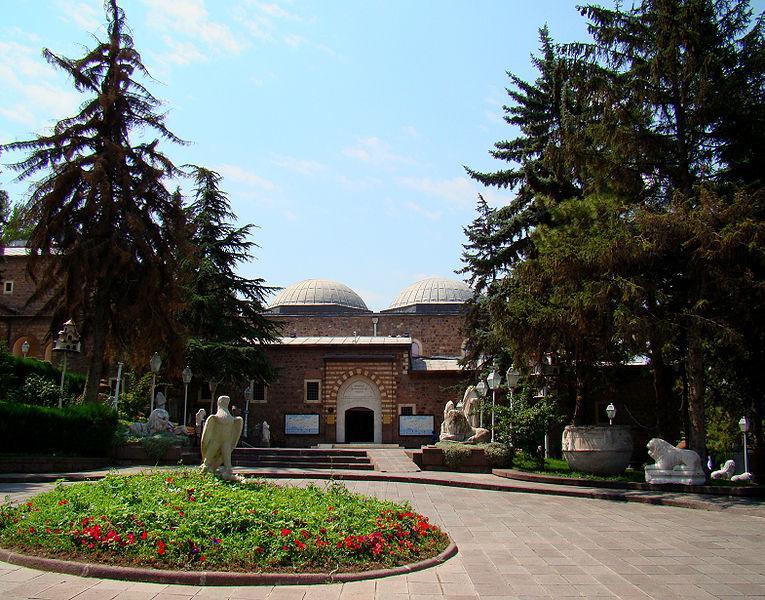 11 Şekil 2: Anadolu Medeniyetleri Müzesi (http://www.inankara.com.tr).