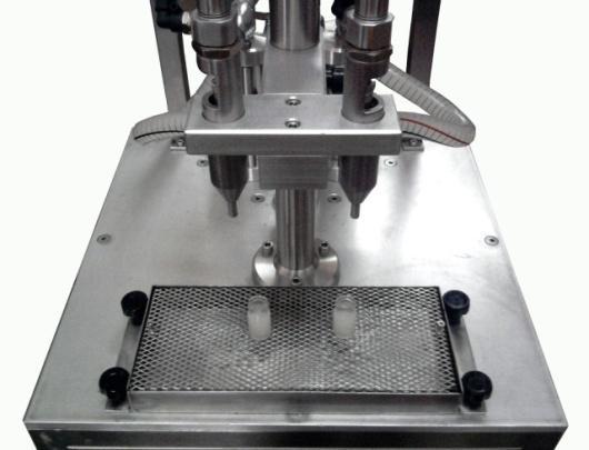 Dolum Tipi Yarı Otomatik Volümetrik Pistonlu Dolum Makinesi Sıvı Dolum Makinesi Piston (1 veya 2 Adet)