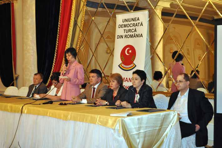 responsabilităţile acesteia. Simpozionul a fost organizat de Uniunea Democrată Turcă din România în parteneriat cu Ministerul Culturii şi Patrimoniului Naţional.