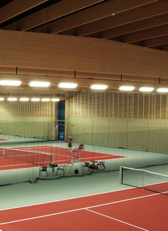 20 Spor salonu Soyunma odası 21 / sensörlü lambaları Spor salonlarında tavan yüksekliği çoğunlukla 8 10 m arasındadır. Bu da, güvenli hareket algılama için kolay bir görev değildir.