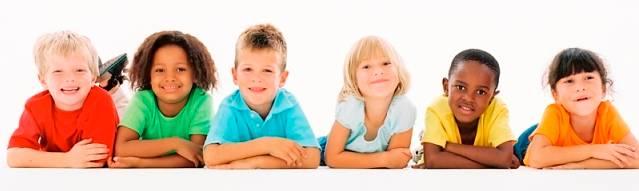 2.2. Kollektif (Ortak) Monolog: Çocuklar bir arada toplu konuşma halinde (birbirlerini dinlemeksizin) etkileşime girer.