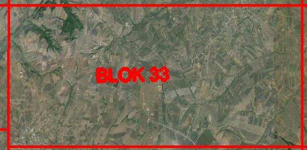 31 Tarım bloklarınaa ait kamera, uçuş zamanı ve blok geometri bilgileri Çizelge 4.3 de, blok uydu fotografları Şekil 4.3 de verilmiştir. Çizelge 4.3. Tarım Bloklarına Ait Bilgiler Arazi_Sınıfı Blok_No 33 103 Tarım Bölge Avrupa Asya Kamera DMC 230 Ulrcam_XP GNSS_IMU_System Class 5 Class 4 Blok_Alanı(km) 64.