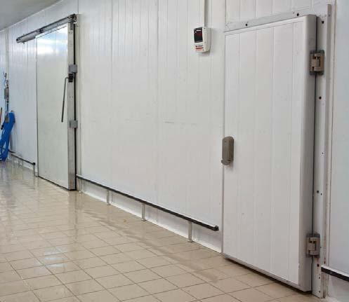 Our cold storage rooms, which could also be produced with glass doors, depending on your request could be used inside of the store for the purpose of both storing and for displaying.