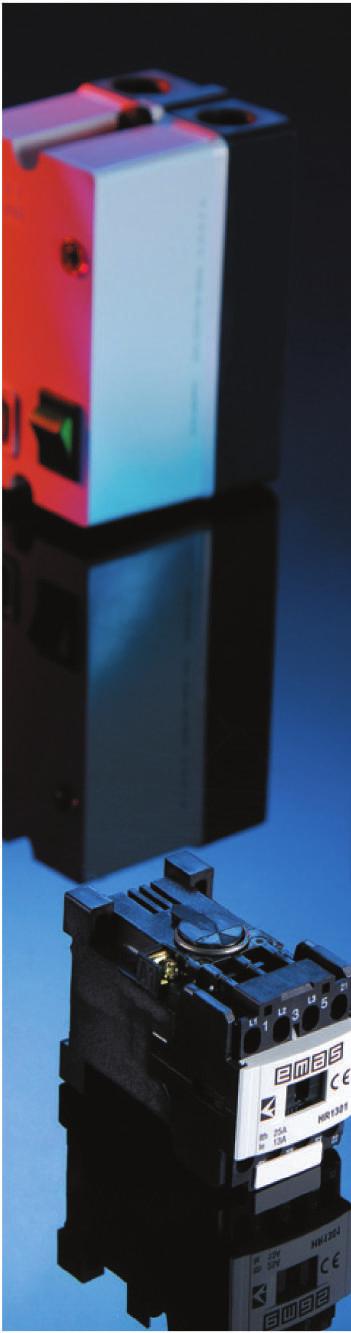 HR Serisi Kontaktör 9-55 A oras 3 farkl boyutta ak m tafl ma özelli i Üstün anahtarlama kapasitesi Titreflime karfl dirençli, güvenli ve kolay kablo ba lant s sa layan terminaller S cakl a karfl