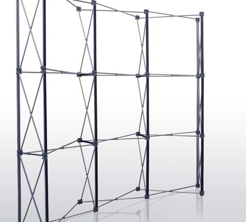 Örümcek Stand 3 Panel Düz Örümcek şeklinde açılıp kapanabildiğinden kolaylıkla kurulabilen bir görsel