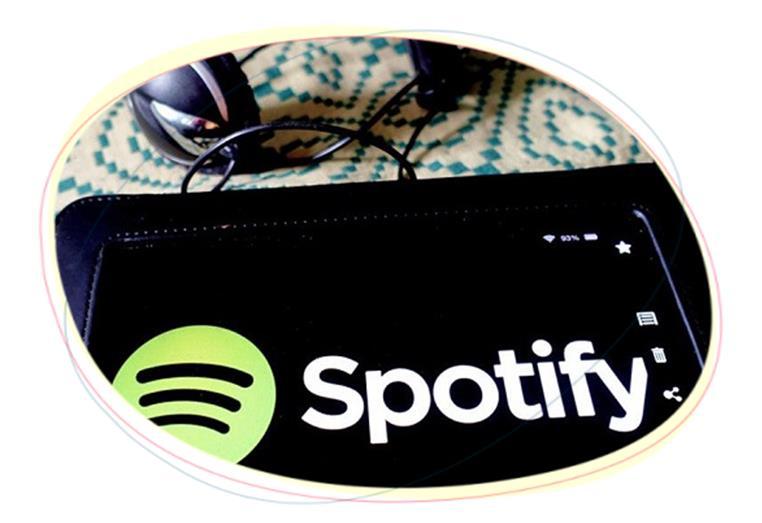 Spotify 60 milyon aboneye ulaştığını duyurdu Çevrimiçi müzik dinleme kategorisinde iyiden iyiye liderliğini ilan eden Spotify büyümeye devam ediyor.