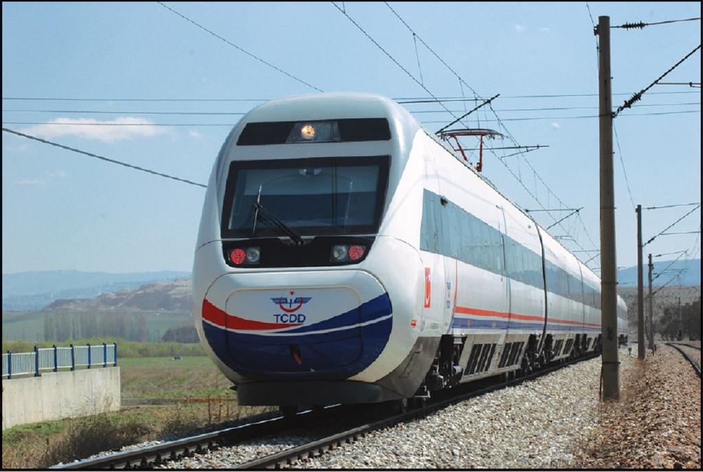 118 Test Treni ile araç ivmeleme değerleri ölçülerek araç-yol etkileşim değerleri elde edilmiştir [9]. Yapılan test sürüşlerinde 275 km/sa ve üzeri hızlara erişilmiştir.