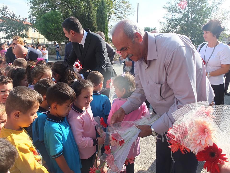 Kutlama Programına Ġlçe Kaymakamımız Sayın Yasin ÖZTÜRK, Ġlçe Belediye BaĢkan Yardımcımız Sayın Hüseyin ASARLI, Ġlçe Milli Eğitim