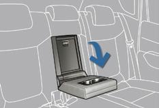 5 Aracın konfigürasyonuna göre, aracın arka yan koltuklarının önünde bulunan, ayak altı yerleştirme