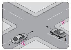 A) İki şeridi birden kullanması B) Aracını gidiş yönüne göre yolun en sağından sürmesi C) Gidişe ayrılan yol bölümünün en sol şeridini sürekli işgal