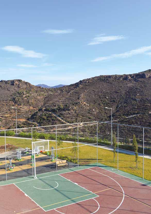 Akçaalan Büyük Park Projesi Yürüyüş parkuru, bisiklet yolu, oturma ve dinlenme alanlarının yer aldığı parkımız 2.900 metrekarelik bir alana sahip.