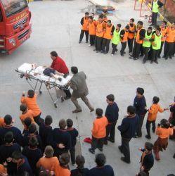 İLK YARDIM Herhangi bir kaza veya yaşamı tehlikeye düşüren bir durumda, sağlık görevlilerinin olay yerine gelene kadar veya ileri yaşam desteği sağlanacak bir kuruma gidene kadar, hayatın