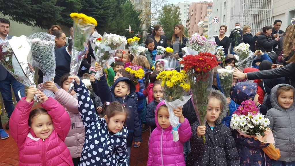 DURUŞUNDA BULUNDUK.