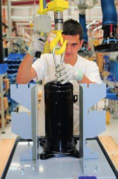 merkezi olarak görülmekte. Şirketin Kuzey İspanya da bulunan fabrikasında her şeyden önce Saunier Duval ve Vaillant markaları için havadan/suya kaynaklı ısı pompaları üretilmekte.