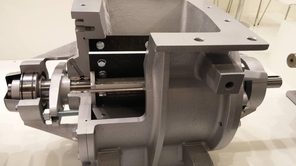 RD Firmamız mühendisliğinde imalatını yaptığımız endüstriyel tip hava kilidleri her türlü proseste çalışacak rotor ve gövde seçeneklerine sahiptir.