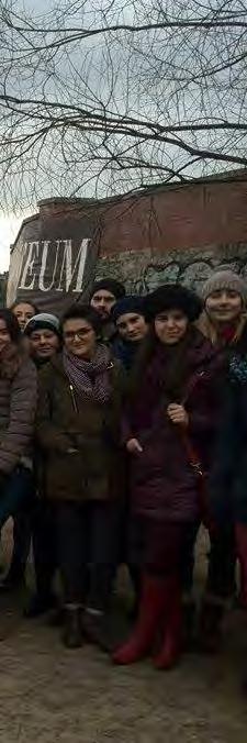 Studenti u Pragu Drugi dan boravka u Pragu studenti su imali priliku da u pratnji lokalnih vodiča posjete: Praški dvorac na