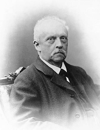 Hermann von Helmholtz (1821-1894) 1894) Alman fizyolog ve fizikçi Çok yönlü ilgi alanları ve çalışmalarıyla, özellikle de sinir