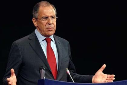 ''Postacımıyız biz'' Suriye ile ilişkilerin gerildiği denilen Rusya'nın Dışişleri Bakanı Sergey Lavrov, Suriye lideri Beşşar Esad'dan görevini bırakmasını isteyenlerin bunu kendisiyle konuşmaları