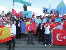 bölgesi, Türk Ata bölgesi, Türkiye ve Türkmeneli nden gençlerin katılımı ile Yalta da kurultay delegeleri toplanacaklar.
