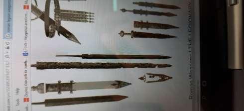 Resim 4: Çift ağızlı Lejyoner kılıcı (gladius) ve hançer (pugio) örnekleri Biz bu kılıcın kısa Lejyoner kılıcı Gladius olduğunu düşünüyoruz.