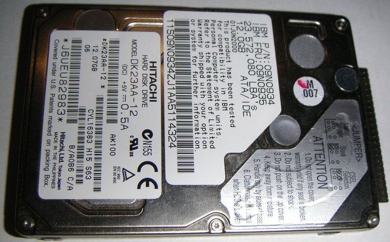 Sabit Disk Sürücüsü (HDD : Hard Disk Drive) Bilgi, veri ve yazılımların saklandığı
