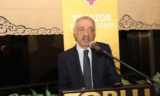 Trabzon Zorlu Grand Hotel deki Basın Buluşması na TTB Meclis Başkanı Mehmet Cirav, Yönetim Kurulu Başkanı Şükrü Güngör Köleoğlu ve