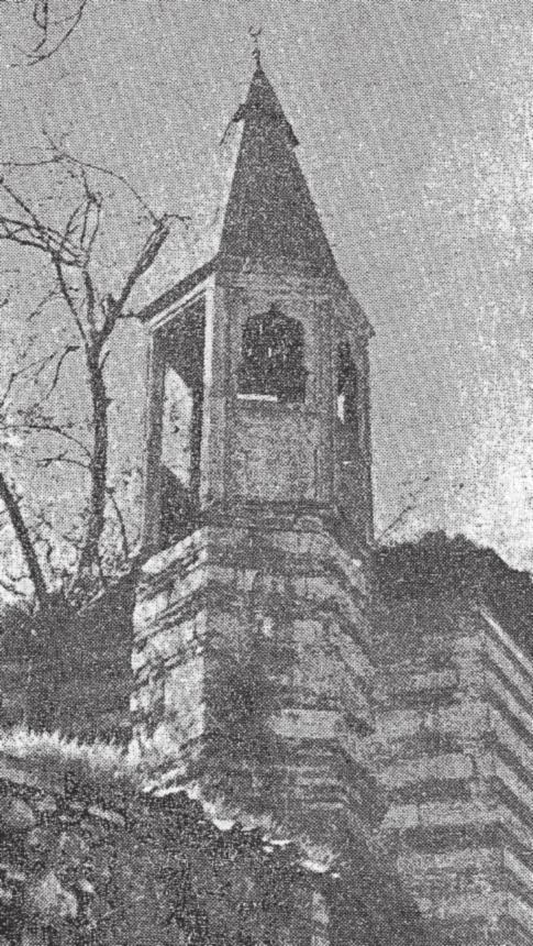 burmalı çizgiler hakim olmuştur. Kürkçübaşı ve Vasat Atik Ali Paşa Camii Stalâktitli Şerefeler Minareleri İstanbuldaki örneklerindedir. (Bkz.Tablo.