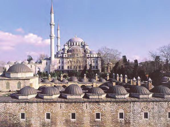 b. Medrese Eğitimi Orhan Bey tarafından 1331 de İznik te açılan ilk Osmanlı medresesini Bursa ve Edirne de kurulan medreseler izledi.