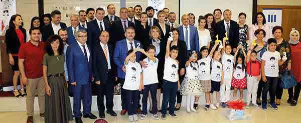 Türkiye nin dahilerine destek olmanın gururunu yaşadıklarını ifade eden Başkan Hamamcıoğlu, Yarışmaya katılan, emek veren ve 206 projede mentörlük yapan Rehber öğretmenleri ve okul Müdürlerimizi