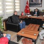 TOSUN DAN KOCADON A SÜRPRİZ ZİYARET Bodrum Belediye Başkanı ve CHP Bodrum Belediye Başkan Adayı Mehmet Kocadon un dün sürpriz bir konuğu vardı.