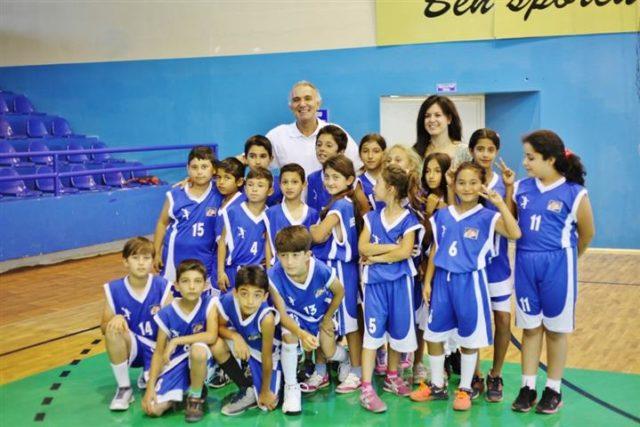 Basketbol şenliği sona erdi Don Kişot un İzleri Bodrum da Don Kişot un İzleri Bodrum da sanatseverlerle buluşacak.