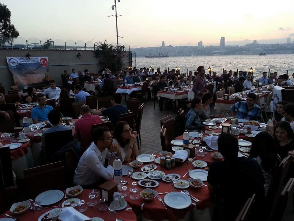 Yapılan Kültürel ve Sosyal Çalışmalar Dernek üyelerimizin birbirleriyle tanışması ve kaynaşması için iftar